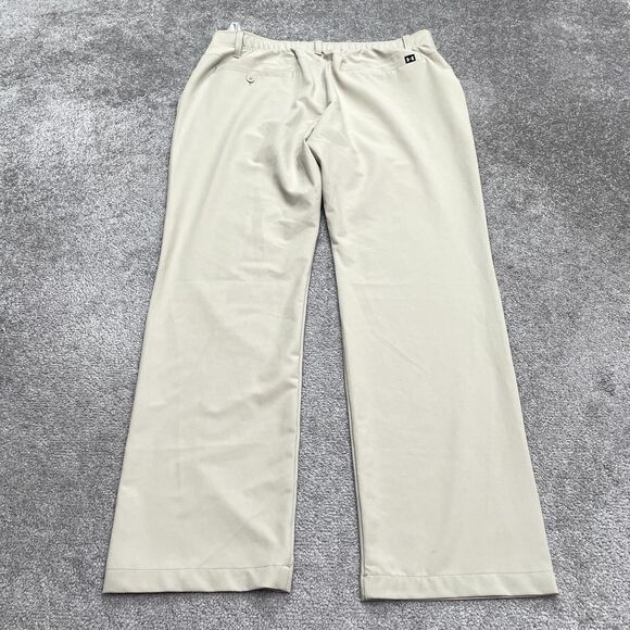 Under Armour Khaki Golf Pants Men 38x32 Beige Straight Leg Stretch Preppy Casual - Picture 2 of 15